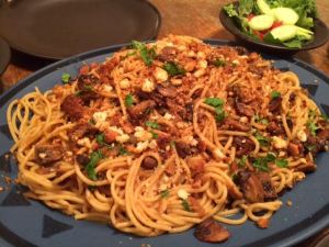 spaghetti mushrooms garlic bread crumbs 2